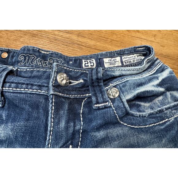 Miss Me Signature Denim Jean Rhinestone Embellished Shorts Sz 25 EB - Picture 3 of 6
